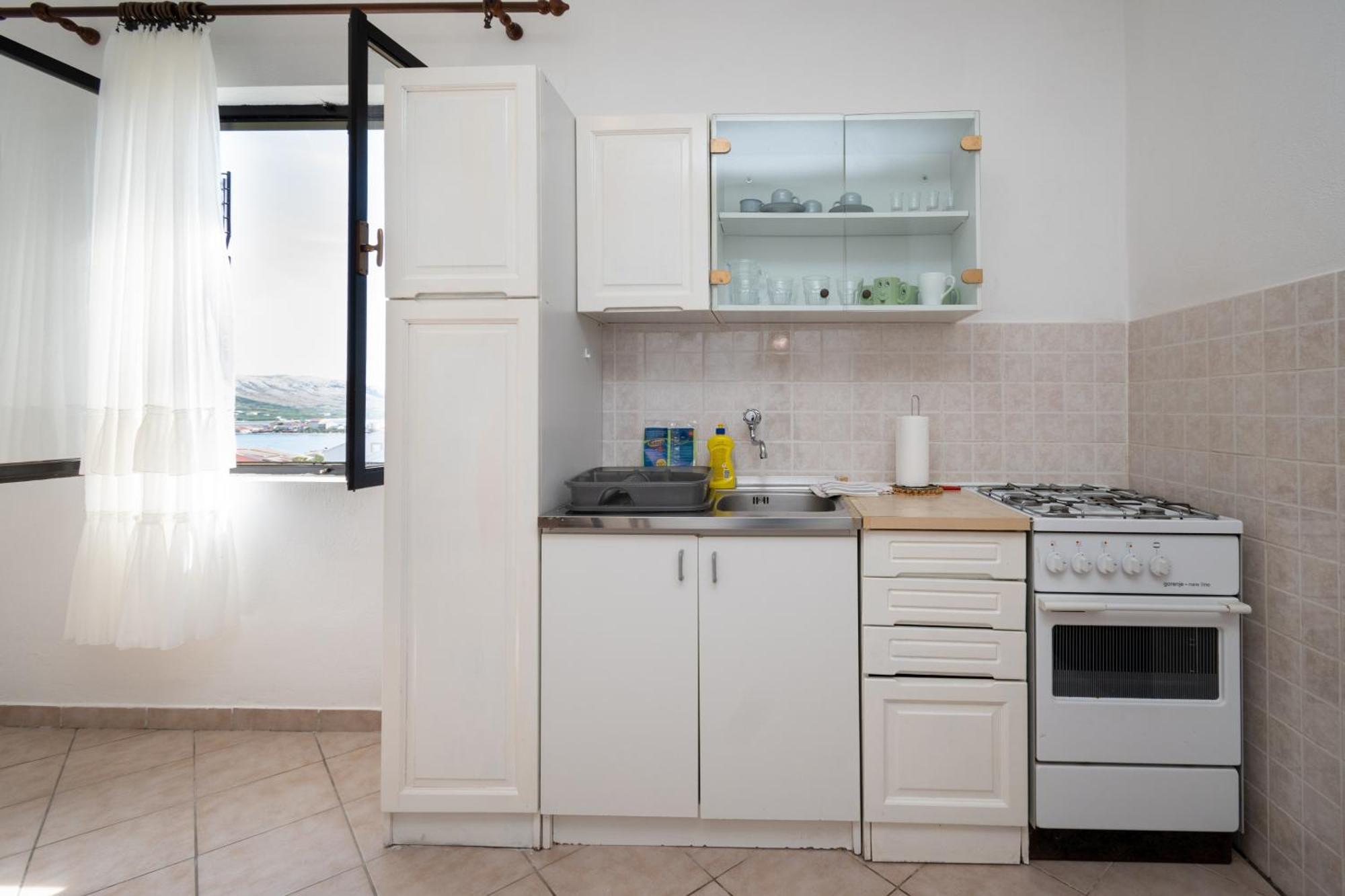 Apartments With A Parking Space Pag - 15765 باغ الغرفة الصورة