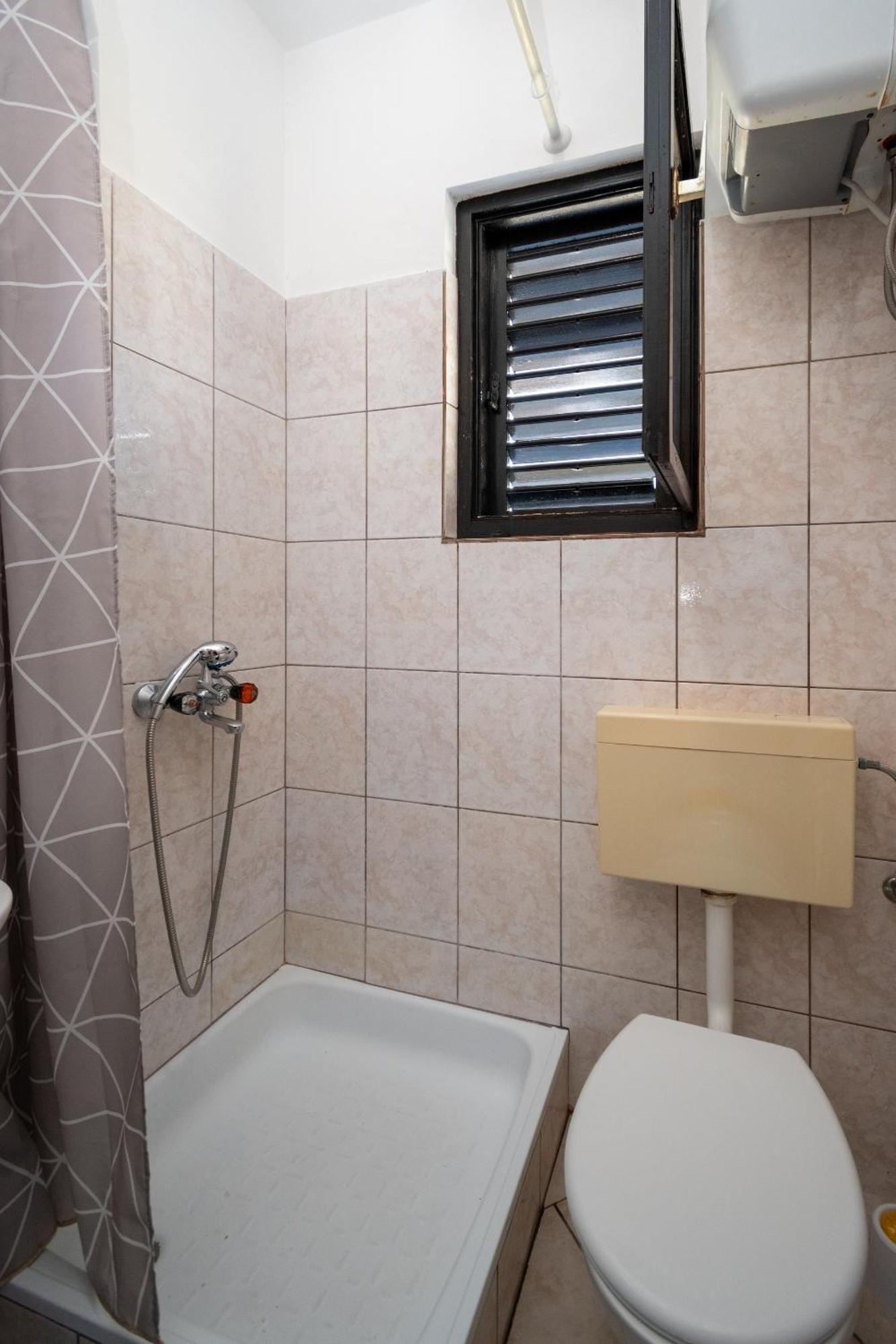 Apartments With A Parking Space Pag - 15765 باغ الغرفة الصورة