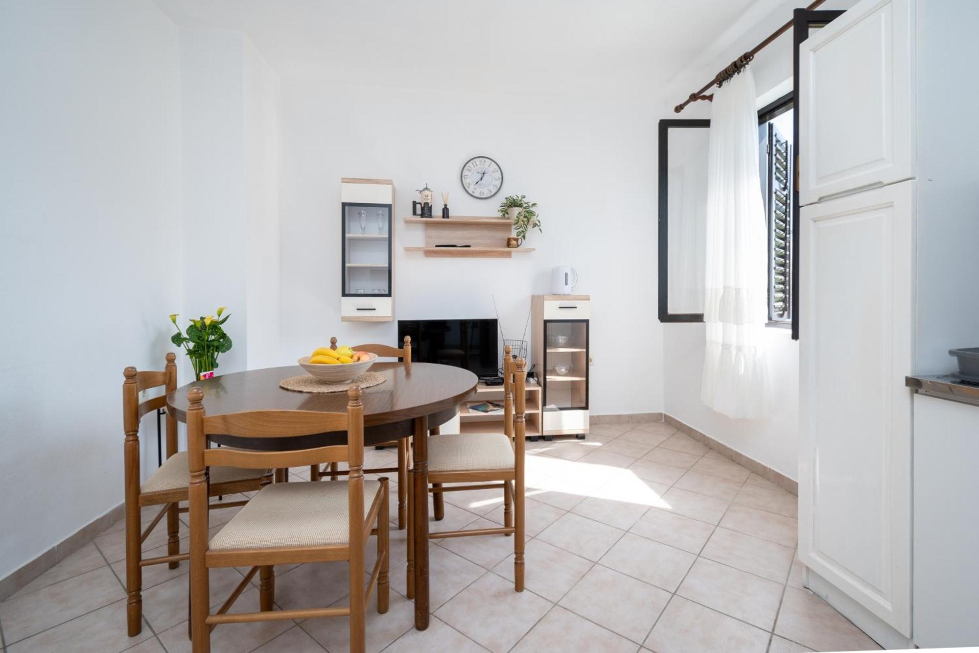 Apartments With A Parking Space Pag - 15765 باغ المظهر الخارجي الصورة
